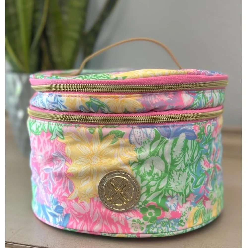 Lilly Pulitzer Travel Makeup Organizer Floral Pink Round Train Case Bag Pink